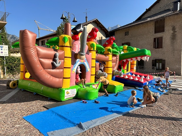 Combinato Pirati - Trentino Gonfiabili - Noleggio e vendita giochi  gonfiabili palloncini elio zucchero filato gazebo